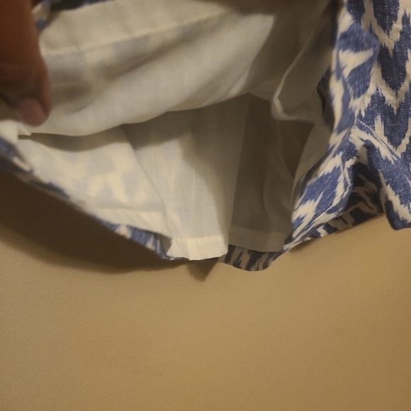 J. Crew Factory | Women's Zig Zag Print Buttoned Pocketed Shorts Romper (Size 4) - Picture 9 of 13